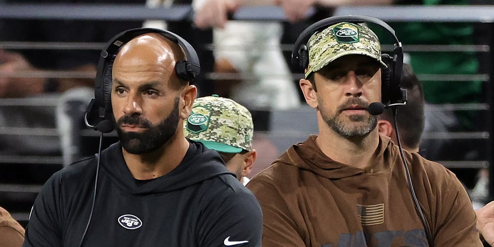 Aaron Rodgers Denies Involvement in Robert Saleh’s Firing as Jets Head
