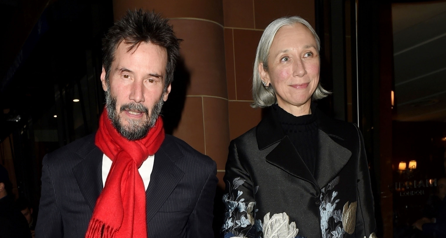 keanu-reeves-girlfriend-alexandra-grant-hold-hands-on-date-night-in