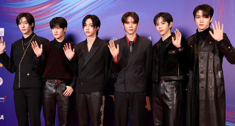 MAMA Awards 2024 Photos from Night One in Los Angeles – See Every Red Carpet Picture!