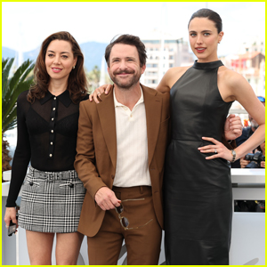 Aubrey Plaza, Charlie Day, & Margaret Qualley Attend ‘Honey Don’t