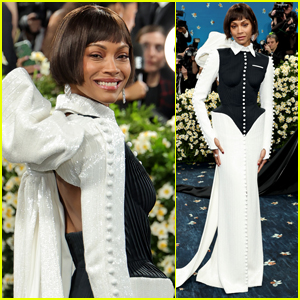 Zoe Saldana Wears Structured Thom Browne Dress to Met Gala 2025 | 2025 ...