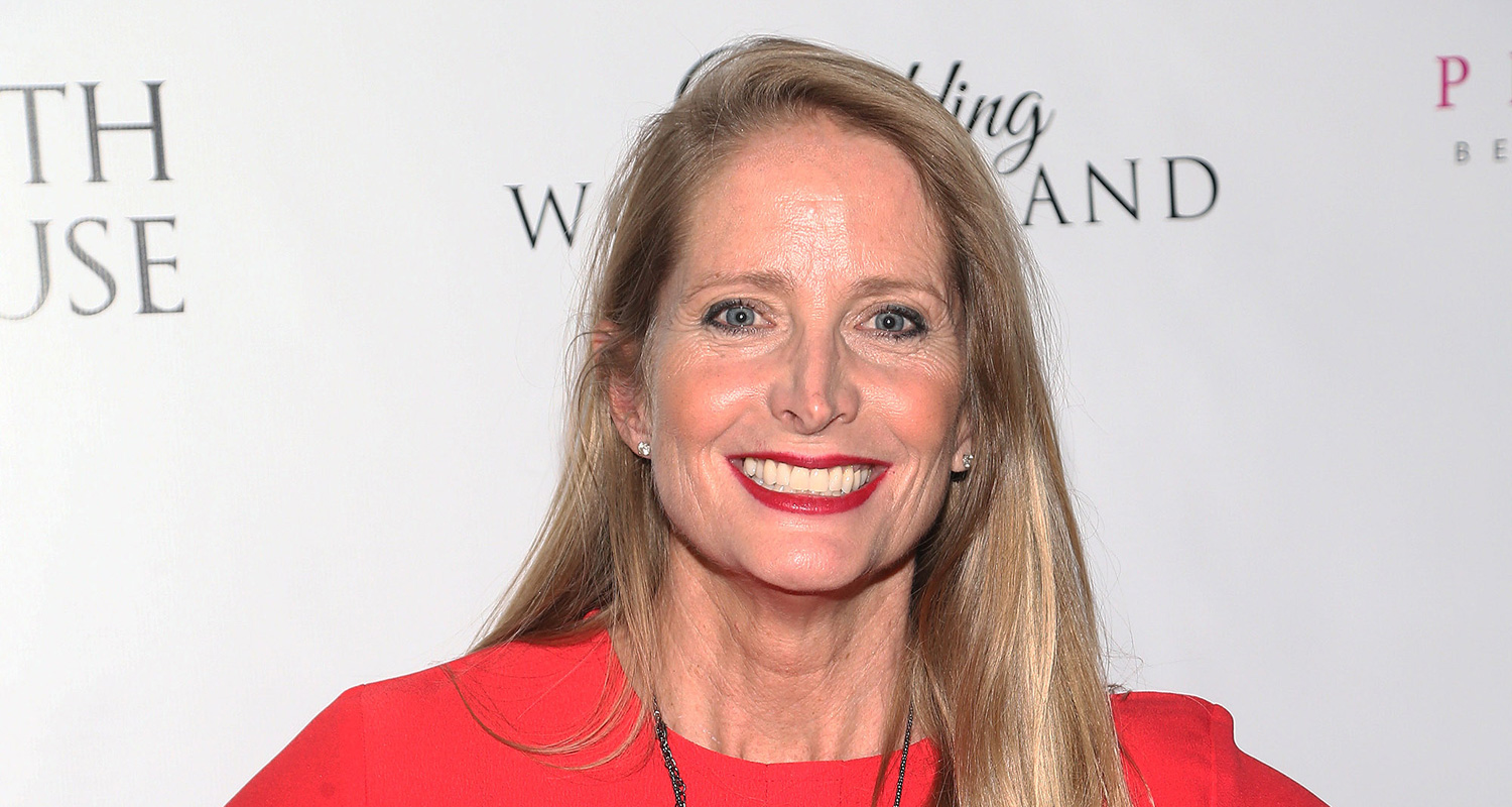 Friends' Actress Jane Sibbett Reveals Why She Left Acting For Energy  Healing | Friends, Jane Sibbett | Celebrity News and Gossip |  Entertainment, Photos and Videos | Just Jared, image size:1500x800