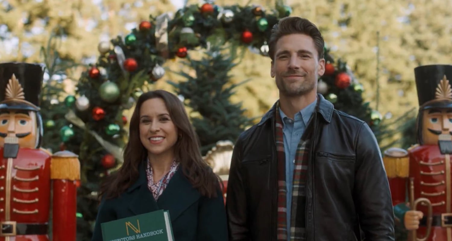 Hallmark Stars Lacey Chabert & Andrew Walker Reunite For Christmas Movie ‘She’s Making a List’