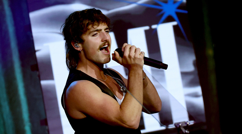 Benson Boone Setlist for 2025 American Heart Tour Revealed After First Show!