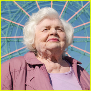 Scarlett Johansson Makes Directorial Debut with 'Eleanor the Great' - Watch the Trailer Now!