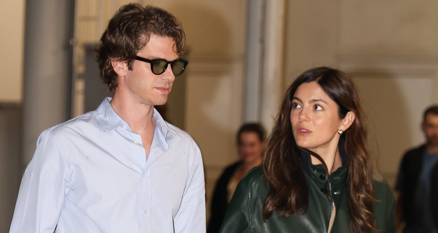 Andrew Garfield & Girlfriend Monica Barbaro Hold Hands as They Arrive in Italy for Venice Film Festival 2025 | 2025 Venice Film Festival, Andrew Garfield, Monica Barbaro | Just Jared: Celebrity News and Gossip