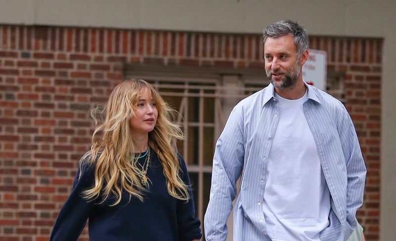 Jennifer Lawrence & Husband Cooke Maroney Spotted On a Bike Ride En Route to Dinner Plans | Cooke Maroney, Jennifer Lawrence | Just Jared: Celebrity News and Gossip