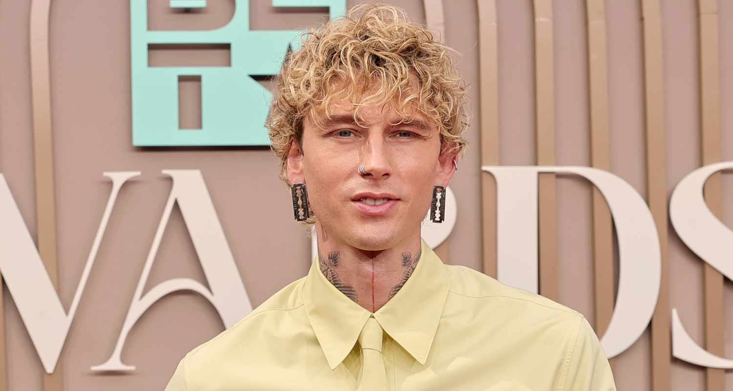 Machine Gun Kelly Says He Only Eats a ‘Couple Times a Week’ | Machine Gun Kelly | Just Jared: Celebrity News and Gossip