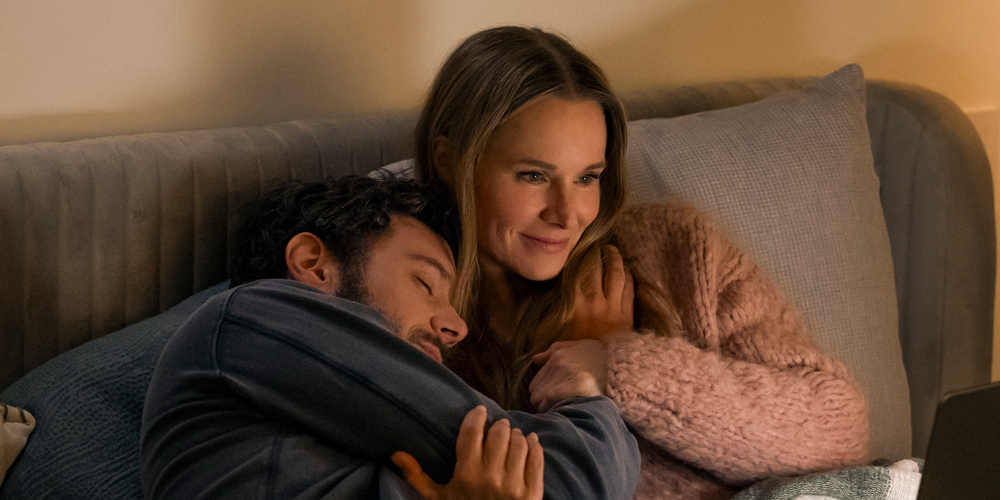 ‘Nobody Wants This’ Season 2 First Look Sees Joanne & Noah Looking as Happy as Ever | Adam Brody, Emily Arlook, Jackie Tohn, justine lupe, Kristen Bell, michael hitchcock, Netflix, Nobody Wants This, Paul Ben-Victor, Sherry Cola, Shiloh Berman, Stephanie Faracy, Timothy Simons, Tovah Feldshuh | Just Jared: Celebrity News and Gossip