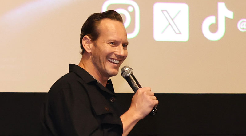 Patrick Wilson Surprises Fans at ‘Conjuring’ Screening in Georgia | Patrick Wilson, The Conjuring | Just Jared: Celebrity News and Gossip
