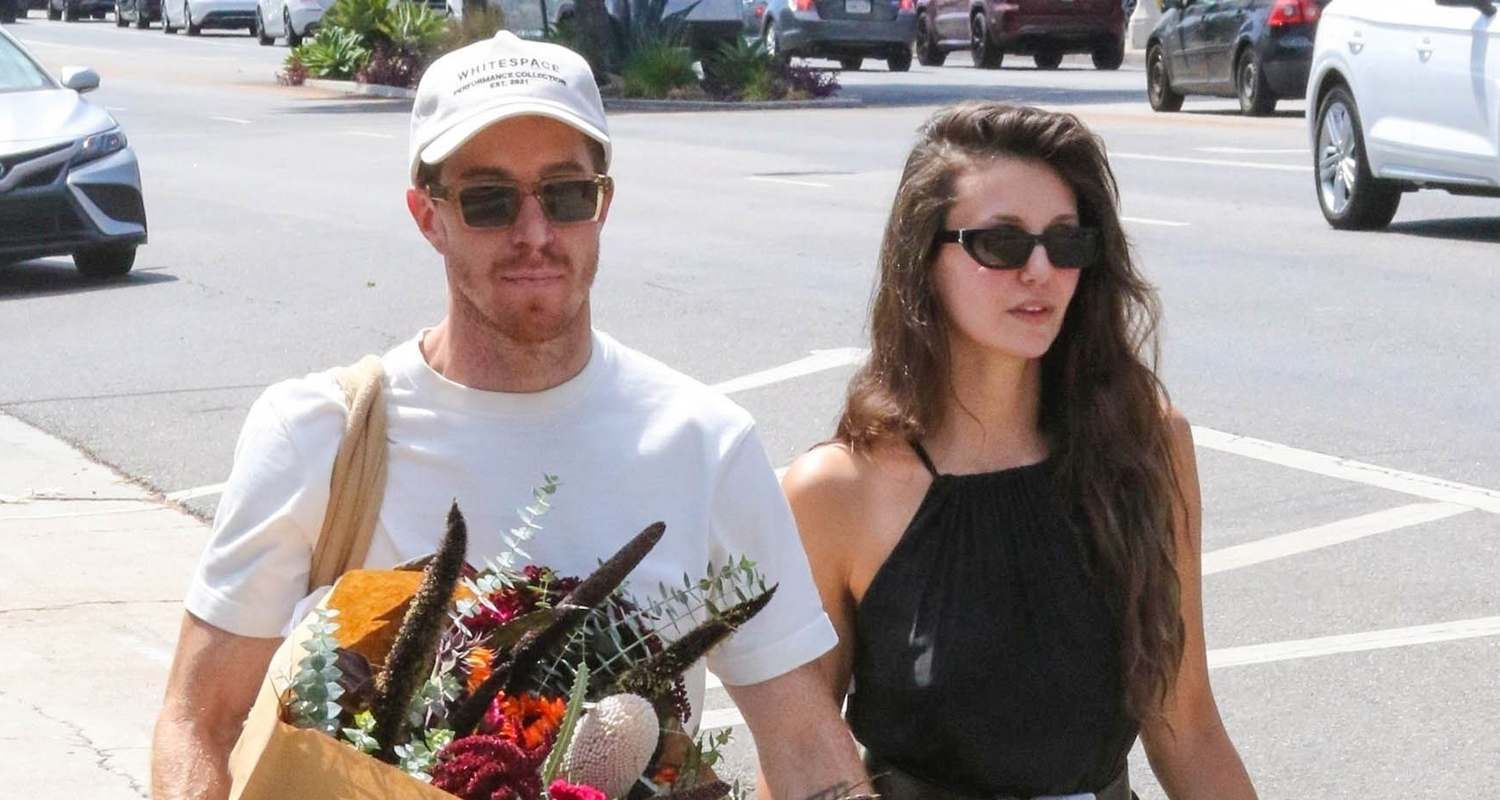 Nina Dobrev & Fiancé Shaun White Pick Up Flowers During Trip to Farmers Market