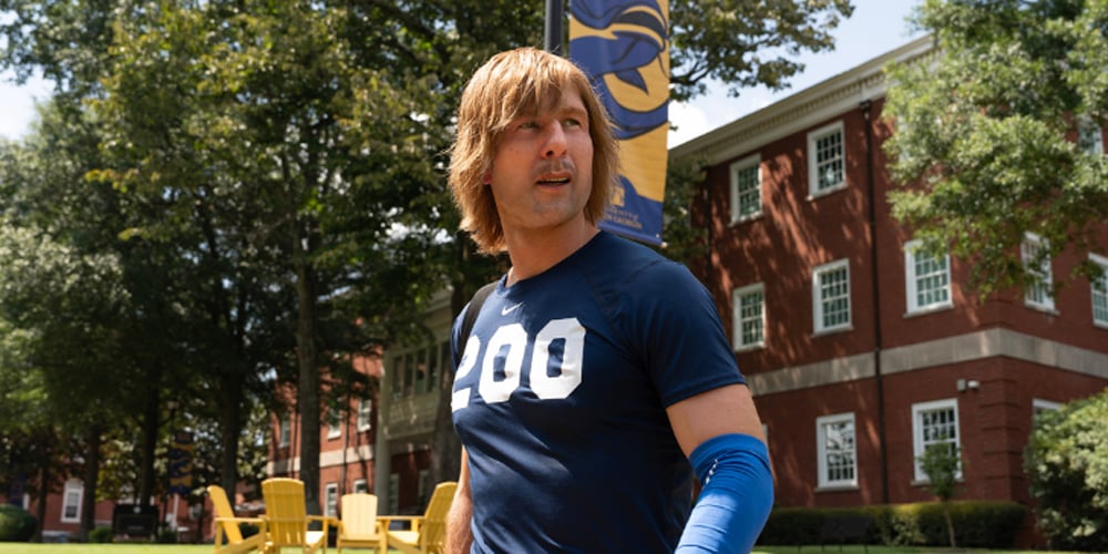 ‘Chad Powers’ on Hulu: The First Reviews Are In – Find Out What Critics Are Saying! | Chad Powers, Glen Powell, hulu, Reviews, Television | Just Jared: Celebrity News and Gossip