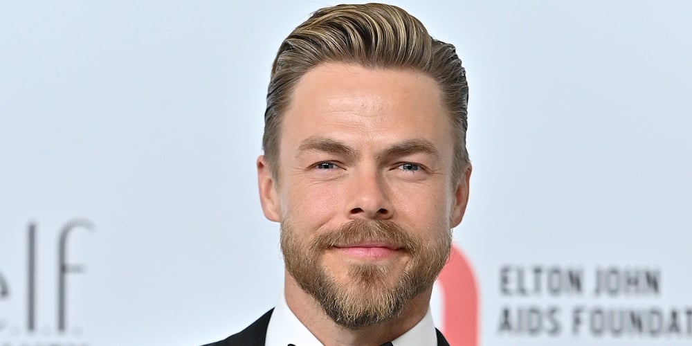 Derek Hough Reveals There’s 1 Aspect of ‘Extra’ Gig That He’s ‘Nervous’ for & ‘Dreading’