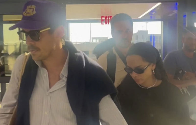 Harry Styles & Zoe Kravitz Wrap Up NYC Trip, Spotted Flying Away Together in New Photos | Harry Styles, Zoe Kravitz | Just Jared: Celebrity News and Gossip