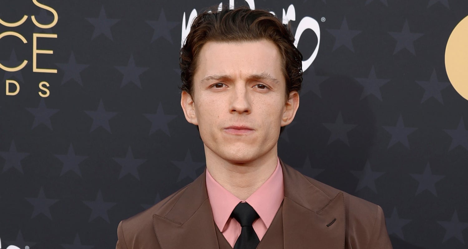 ‘Spider-Man: Brand New Day’ Production Halted for One Week After Tom Holland’s On Set Injury | Spider Man, Spider-Man: Brand New Day, Tom Holland | Just Jared: Celebrity News and Gossip