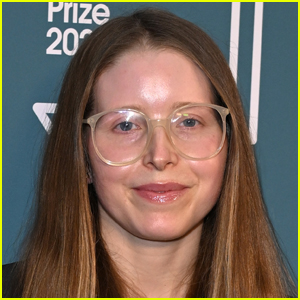 Harry Potter’s Jessie Cave Says She’s Been Banned From Fan Convention for Having a Non-Explicit OnlyFans