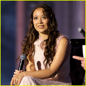 Laufey Setlist for 2025 Matter of Time Tour Revealed After First Show