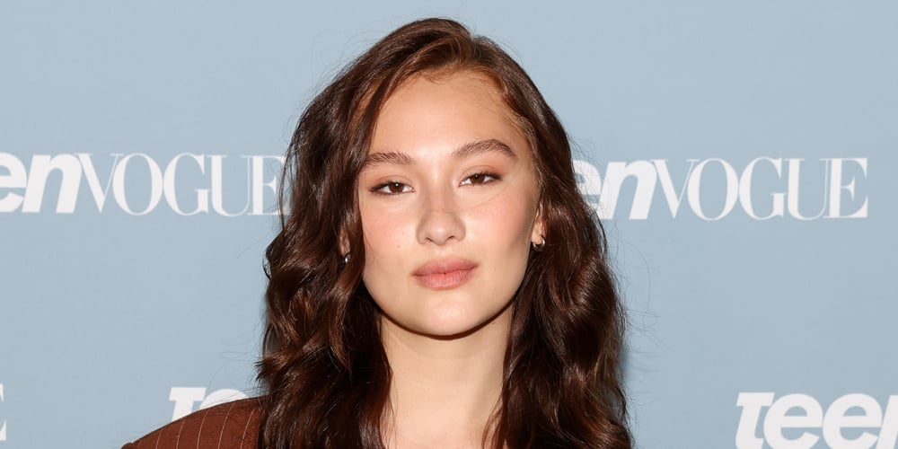 Lola Tung Reveals Why She’s Not on Dating Apps & What She Learned About Men From Filming ‘The Summer I Turned Pretty’ | Lola Tung, Prime Video, The Summer I Turned Pretty | Just Jared: Celebrity News and Gossip