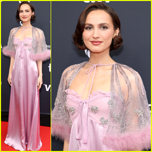 Maude Apatow Makes Directorial Debut with 'Poetic License' Premiere at TIFF 2025