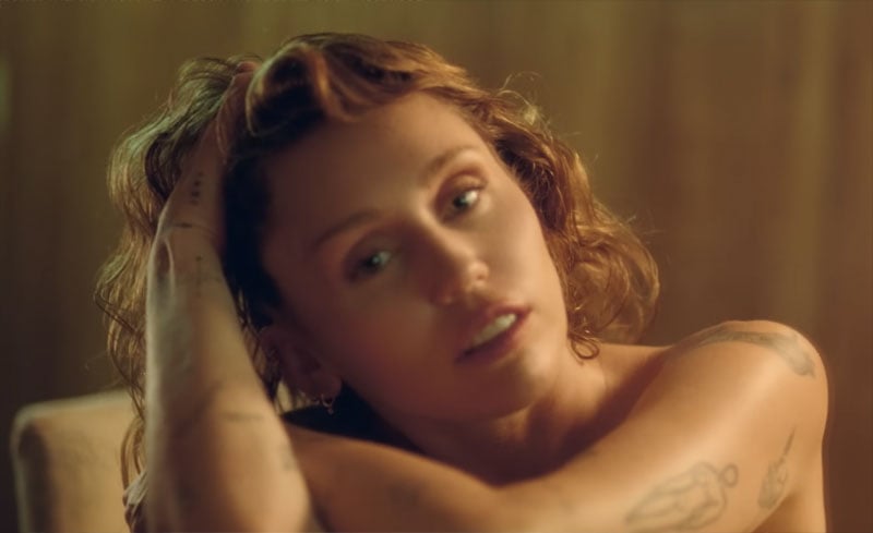 ‘Secrets’ Lyrics: Miley Cyrus Drops New Song for Her Dad, Reveals the Meaning – Watch the Video! | Billy Ray Cyrus, First Listen, Lyrics, Miley Cyrus, Music, Music Video | Just Jared: Celebrity News and Gossip