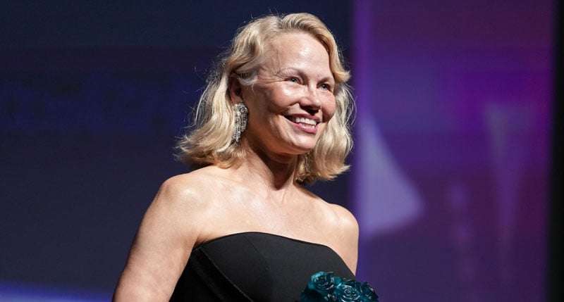 Pamela Anderson Slams Accusations of ‘PR Stunts’ After Liam Neeson Romance Was Questioned | Pamela Anderson | Just Jared: Celebrity News and Gossip