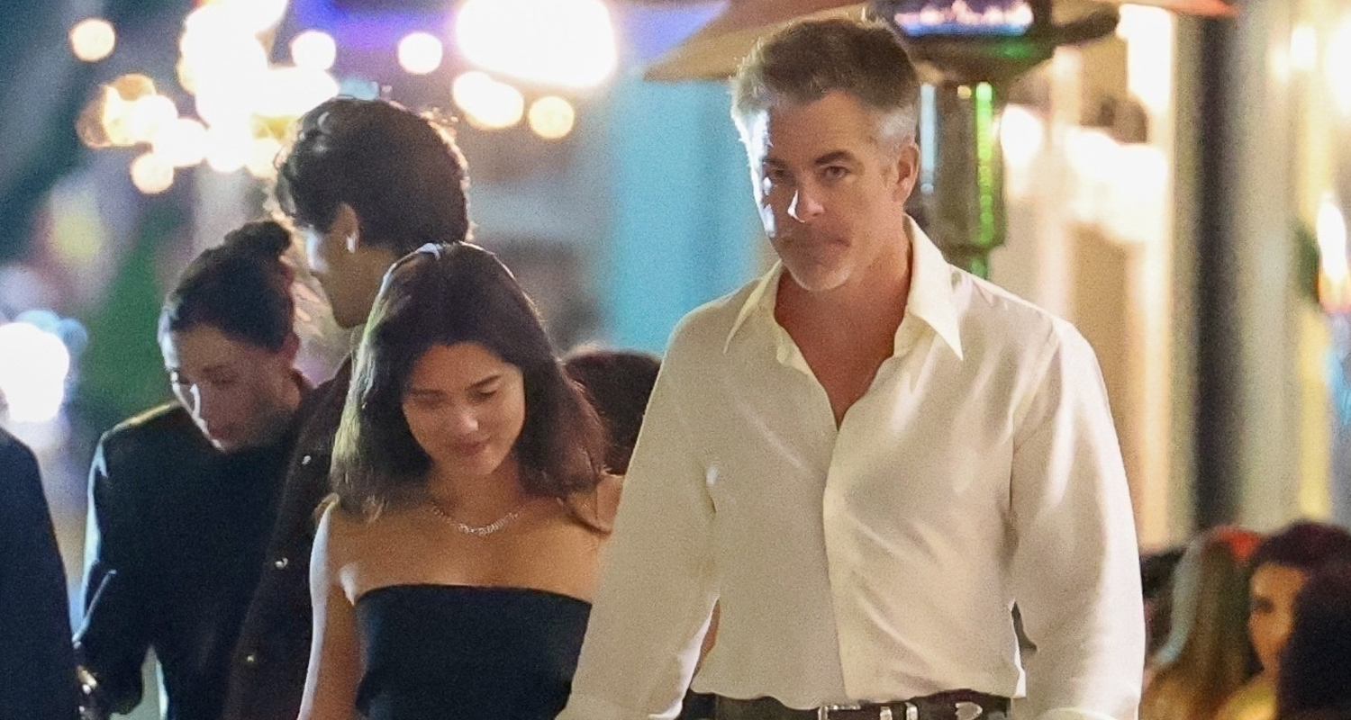 Chris Pine & Girlfriend Keana Sky Wenger Hold Hands During Night Out with Friends | Chris Pine, Keana Sky Wenger | Just Jared: Celebrity News and Gossip