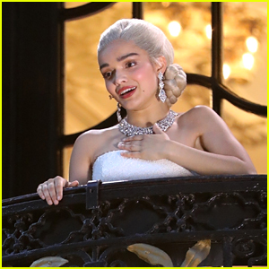 Rachel Zegler Bids Farewell to Eva Peron as 'Evita' Wraps Performances in London