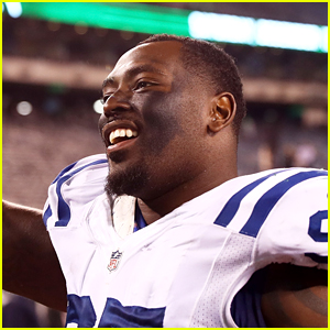 Arthur Jones Dead – NFL’s Ex-Ravens Player Dies at 39 Arthur Jones Dead – NFL’s Ex-Ravens Player Dies at 39