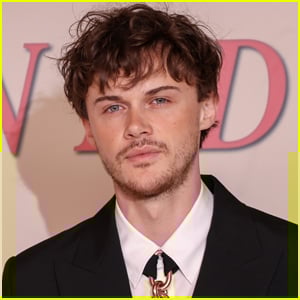 Christopher Briney Joins 'Hacks' for Season 5!