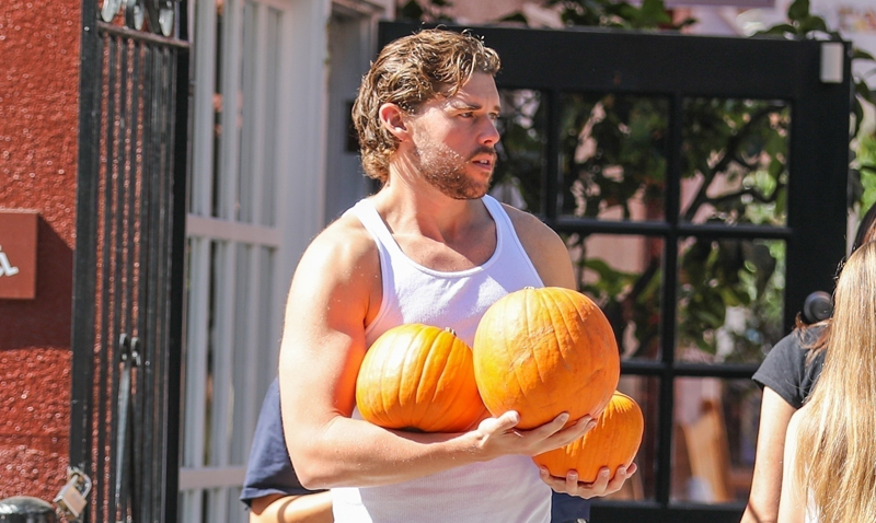 Christopher Schwarzenegger, 28, Bares Muscular Physique in a Tank Top During Pumpkin Patch Visit | Christopher Schwarzenegger | Celebrity News and Gossip | Entertainment, Photos and Videos