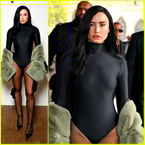 Demi Lovato Goes Pantsless in a Bodysuit at Coperni’s Paris Fashion Show Demi Lovato Goes Pantsless in a Bodysuit at Coperni’s Paris Fashion Show