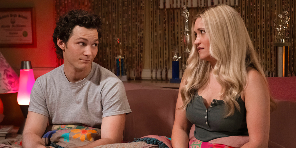‘Georgie & Mandy’s First Marriage’ Season 2 Cast Changes: 1 Star Potentially Exiting, Several Are Returning! | CBS, EG, Emily Osment, Georgie & Mandy’s First Marriage, Georgie & Mandy’s First Marriage, Montana Jordan, Slideshow, Television, Young Sheldon | Celebrity News and Gossip | Entertainment, Photos and Videos