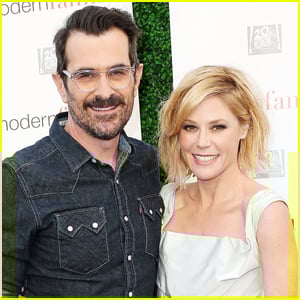 Julie Bowen & Ty Burrell Have ‘Modern Family’ Reunion at College Football Game!