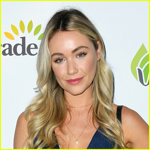 30 Rock’s Katrina Bowden Gives Birth to First Child
