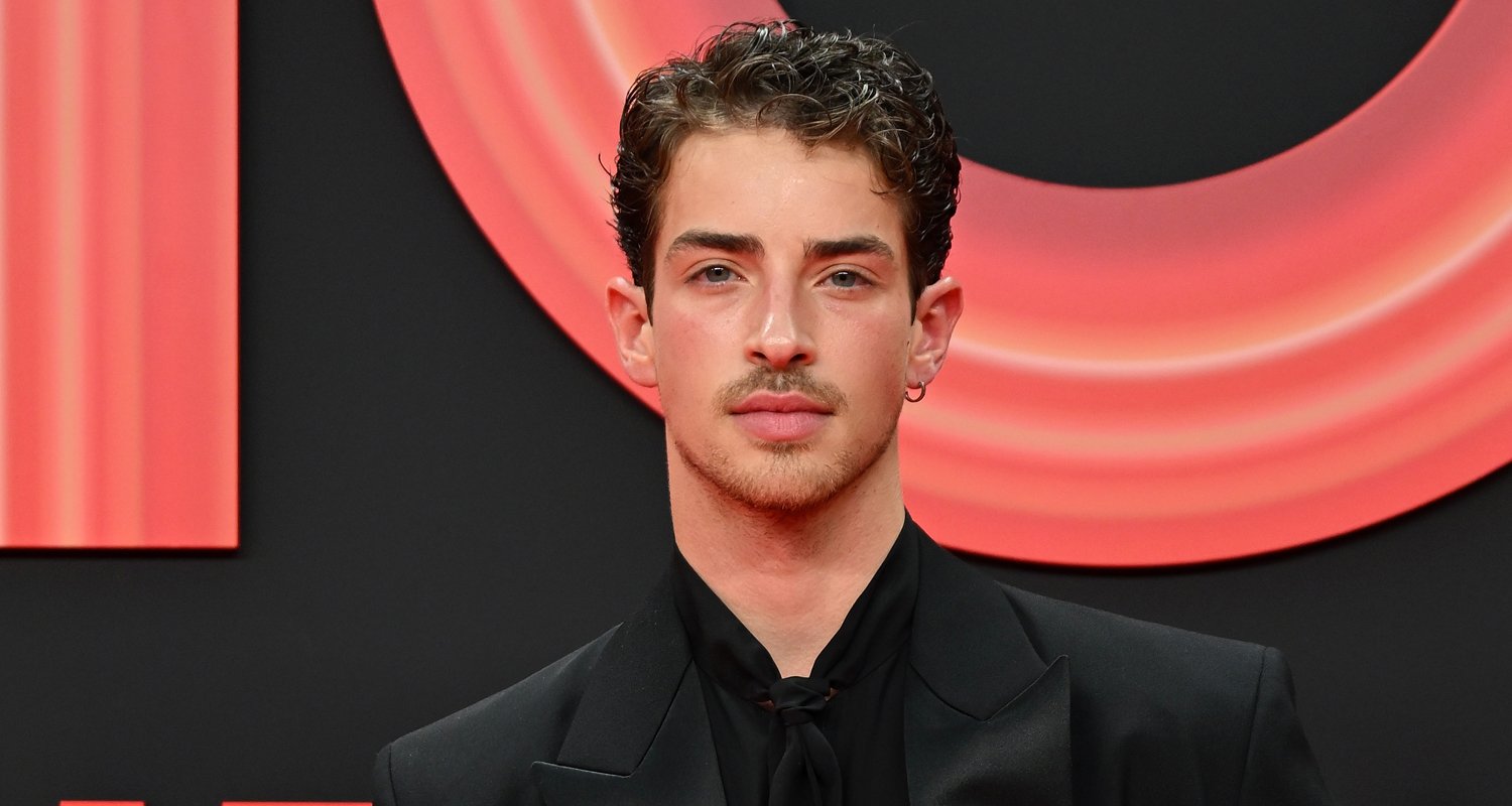 ¡Manu Ríos flexiona sus músculos en su nueva selfie! ¡Manu Ríos flexiona sus músculos en su nueva selfie!