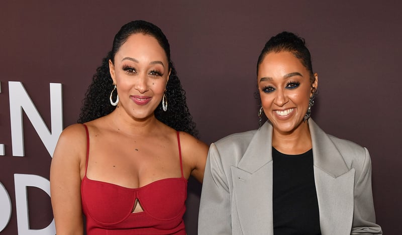 Tia & Tamera Mowry Reunite in Rare New Selfie Together! | Tamera Mowry, Tia Mowry | Celebrity News and Gossip | Entertainment, Photos and Videos