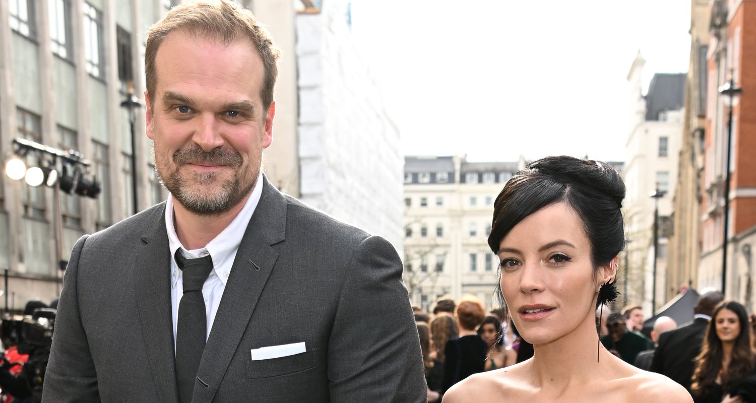 ¿Quién es Madeline? Lily Allen aparentemente acusa al ex David Harbour de hacer trampa y tener una aventura en el álbum ‘West End Girl’ | Puerto de David, Lily Allen | Noticias y rumores de celebridades | Entretenimiento, fotos y vídeos ¿Quién es Madeline? Lily Allen aparentemente acusa al ex David Harbour de hacer trampa y tener una aventura en el álbum ‘West End Girl’ | Puerto de David, Lily Allen | Noticias y rumores de celebridades | Entretenimiento, fotos y vídeos