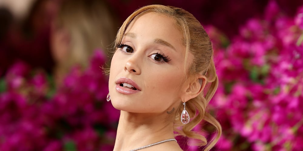 Ariana Grande revela que está trabalhando em um projeto teatral, mas diz que não é a Broadway | Ariana Grande | Notícias e fofocas sobre celebridades | Entretenimento, fotos e vídeos Ariana Grande revela que está trabalhando em um projeto teatral, mas diz que não é a Broadway | Ariana Grande | Notícias e fofocas sobre celebridades | Entretenimento, fotos e vídeos