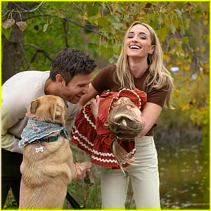 ‘Ginny & Georgia’ Star Brianne Howey Reveals Her Holiday Card Featuring Adorable Family