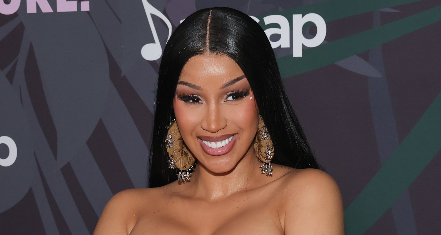Cardi B hace su primera aparición pública después de darle la bienvenida al bebé con Stefon Diggs | Cardi B, Noticias | Noticias y rumores de celebridades | Entretenimiento, fotos y vídeos