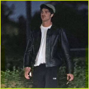 Jacob Elordi Grabs Dinner with Friends as New ‘Frankenstein’ Movie Hits Netflix
