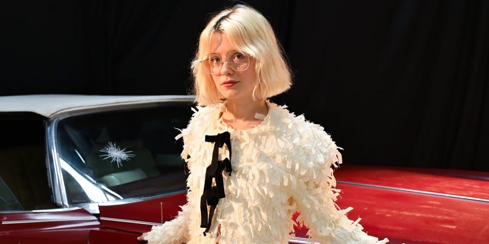 ‘Say My Name In Your Sleep’ Lyrics & Song Meaning: Maisie Peters Teams Up With Marcus Mumford! | Lyrics, Maisie Peters, Marcus Mumford, Music | Celebrity News and Gossip | Entertainment, Photos and Videos