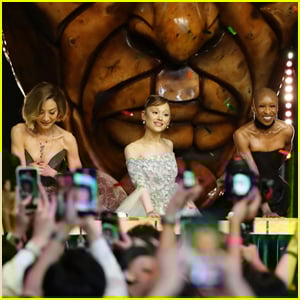 Man Banned From Singapore After Grabbing Ariana Grande During 'Wicked: For Good' Premiere