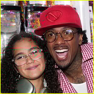 14세의 먼로 캐논(Monroe Cannon)은 아빠 닉 캐논(Nick Cannon)의 많은 자녀에 대해 드물게 공개적으로 언급했습니다. 