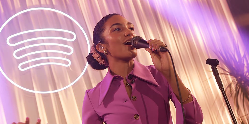 ‘Let Alone the One You Love’ Lyrics & Meaning: Olivia Dean Song Goes Viral After ‘SNL’ Performance | Lyrics, Music, Olivia Dean | Celebrity News and Gossip | Entertainment, Photos and Videos