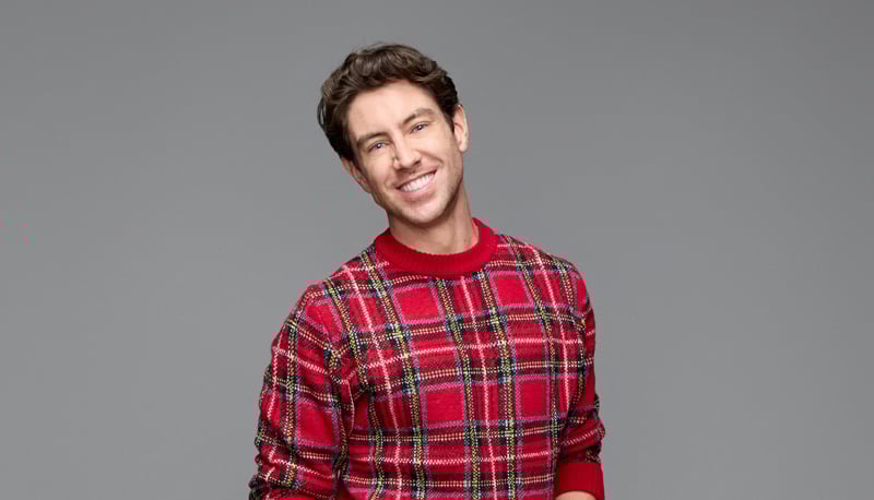 Get to Know 'Finding Mr. Christmas' Contestant Robbie Simpson with These 10 Fun Facts! (Exclusive)