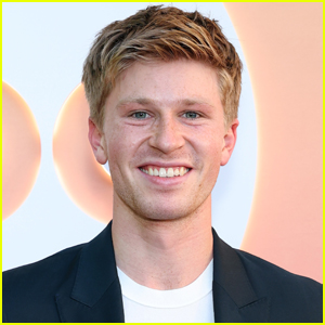 Robert Irwin’s Dating Life Comes Up in New Interview as He Reveals What