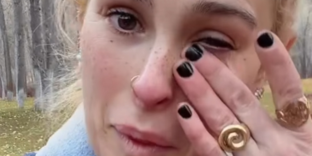 Rumer Willis Cries About the Challenges of Being a Single Mother | Rumer Willis | Celebrity News and Gossip | Entertainment, Photos and Videos