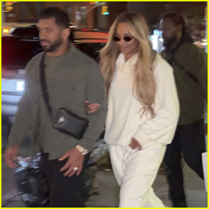 Russell Wilson & Ciara Step Out for Dinner in NYC After Giants Loss