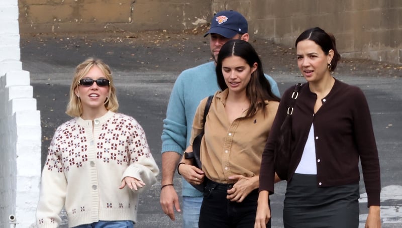 ¡Sydney Sweeney y Scooter Braun fueron vistos disfrutando de un viaje a Montecito con sus amigos! | Georgie Flores, Sara Sampaio, Scooter Braun, Sidney Sweeney | Noticias y rumores de celebridades | Entretenimiento, fotos y vídeos ¡Sydney Sweeney y Scooter Braun fueron vistos disfrutando de un viaje a Montecito con sus amigos! | Georgie Flores, Sara Sampaio, Scooter Braun, Sidney Sweeney | Noticias y rumores de celebridades | Entretenimiento, fotos y vídeos